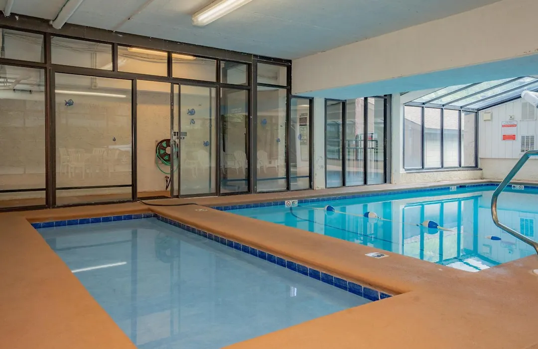 Oak Square Rentals-1