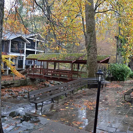 Brookside Lodge - Gatlinburg - On The River-2